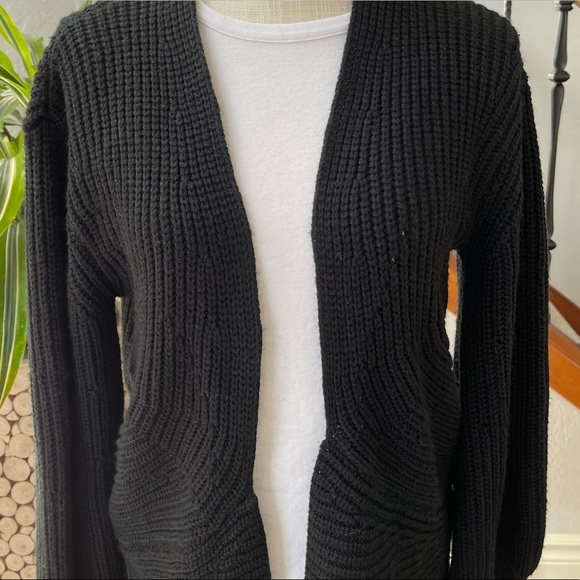 Love by Design Black Cardigan Size: M - Picture 5 of 7